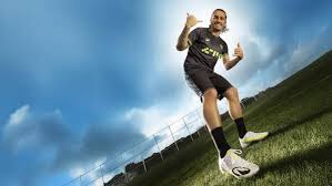 在中上游球 在中上游球